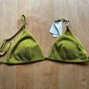 Good American Scrunch Bikini Top